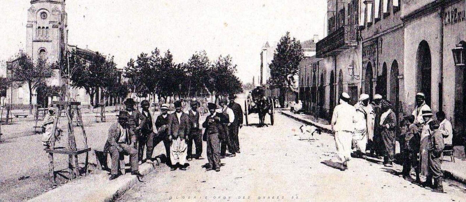 1637- Relizane - Rue des Marches2 et l'Eglise.jpg